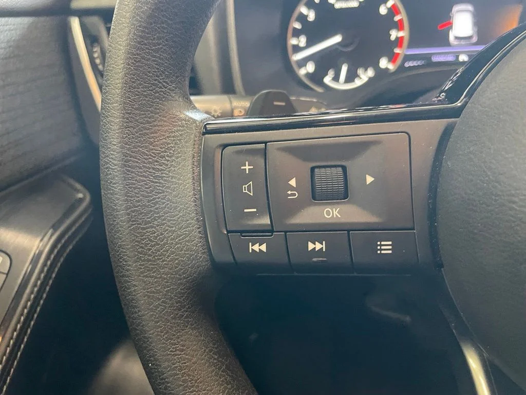 Used 2023 Black Nissan SV image 12