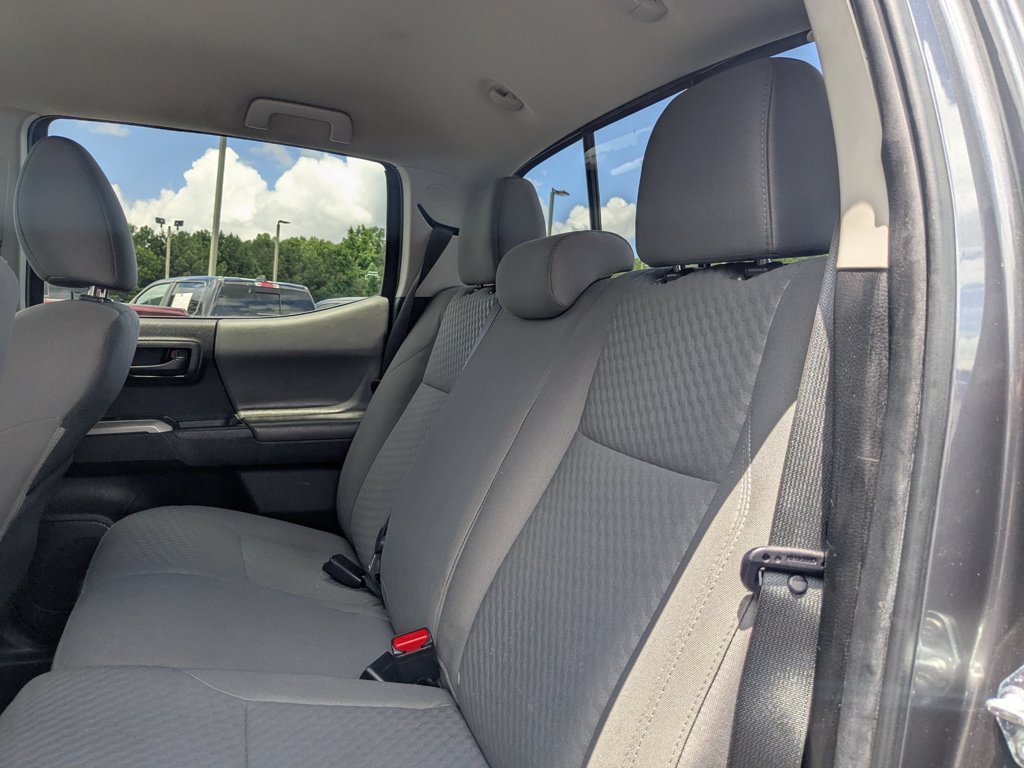 Used 2022  Toyota SR image 22