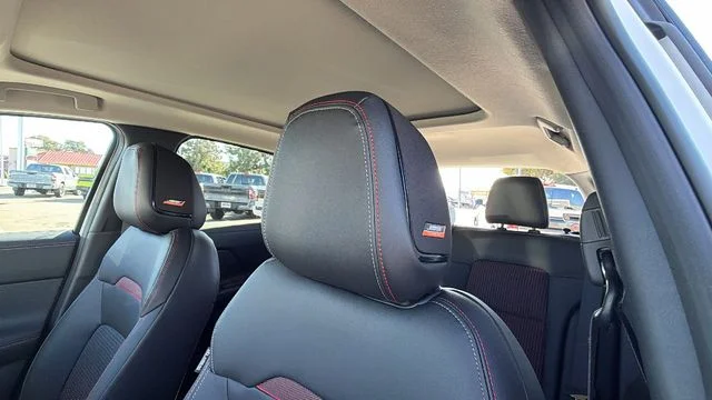 2026 Nissan KICKS SR - Photo 21