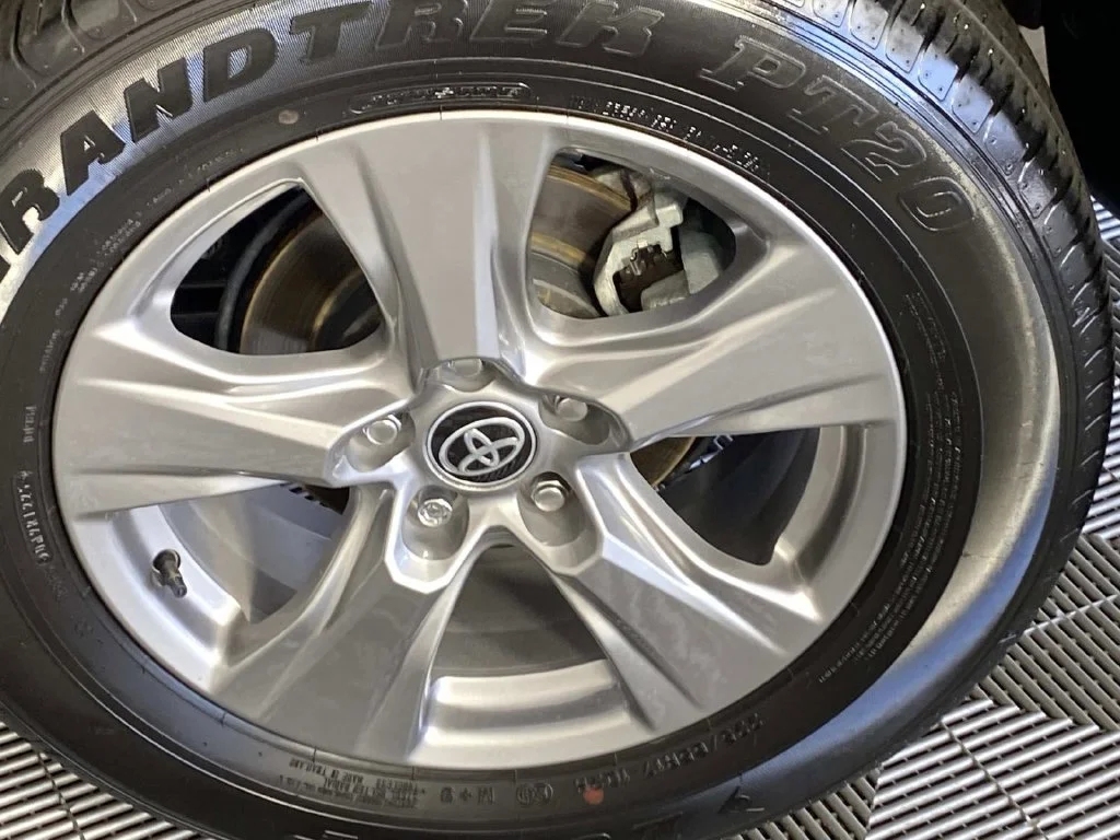 Used 2025 Magnetic Gray Metallic Toyota XLE image 27