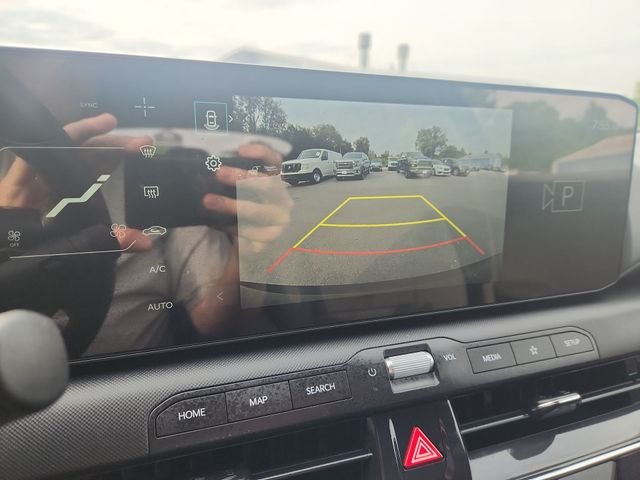 Used 2025 Black Kia EX image 23