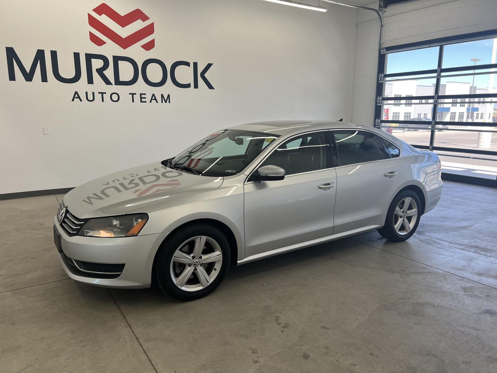 Used 2013 Reflex Silver Metallic Volkswagen 2.5L SE image 1