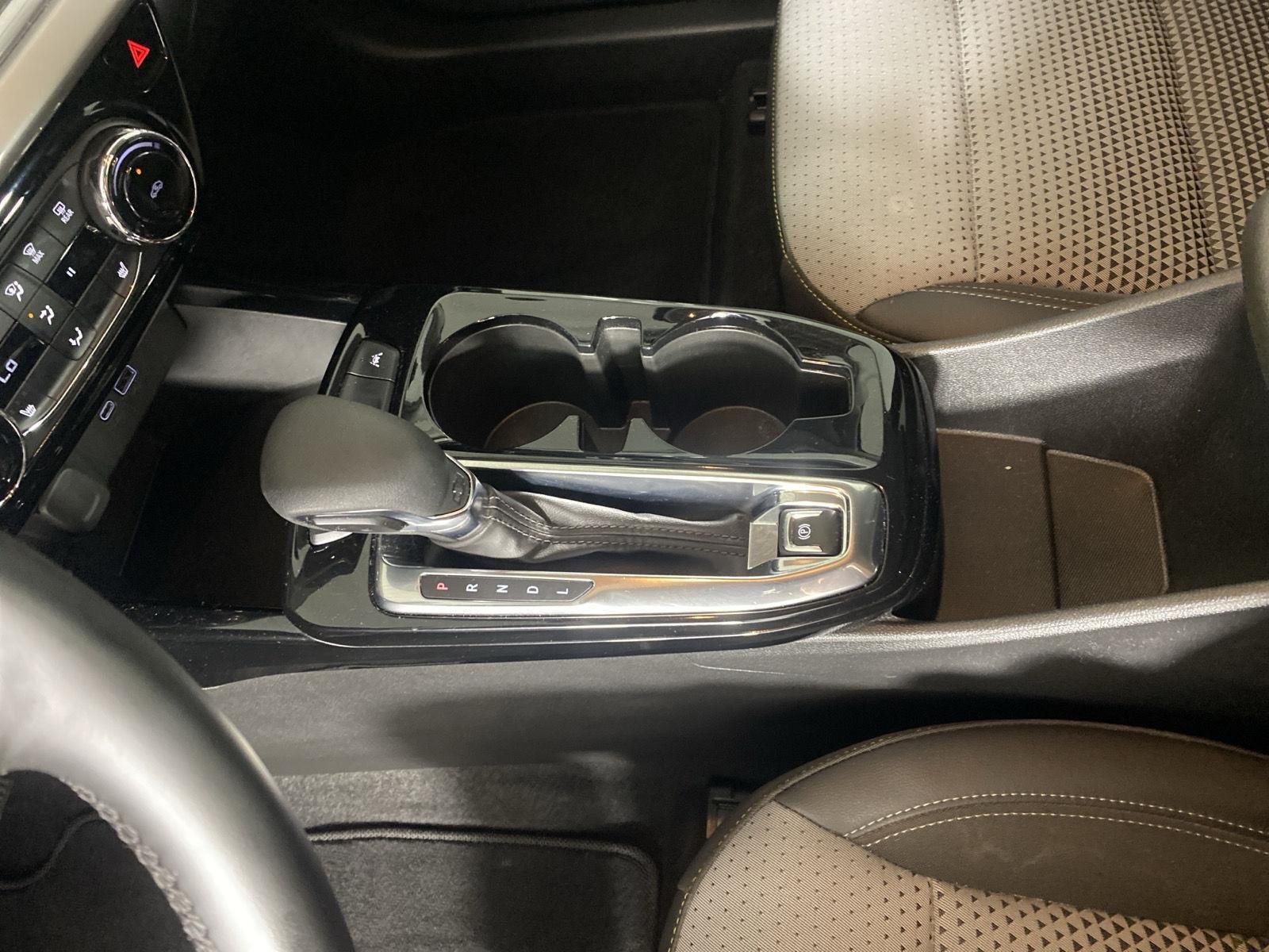 Used 2024 Cayenne Orange Metallic Chevrolet LT image 30