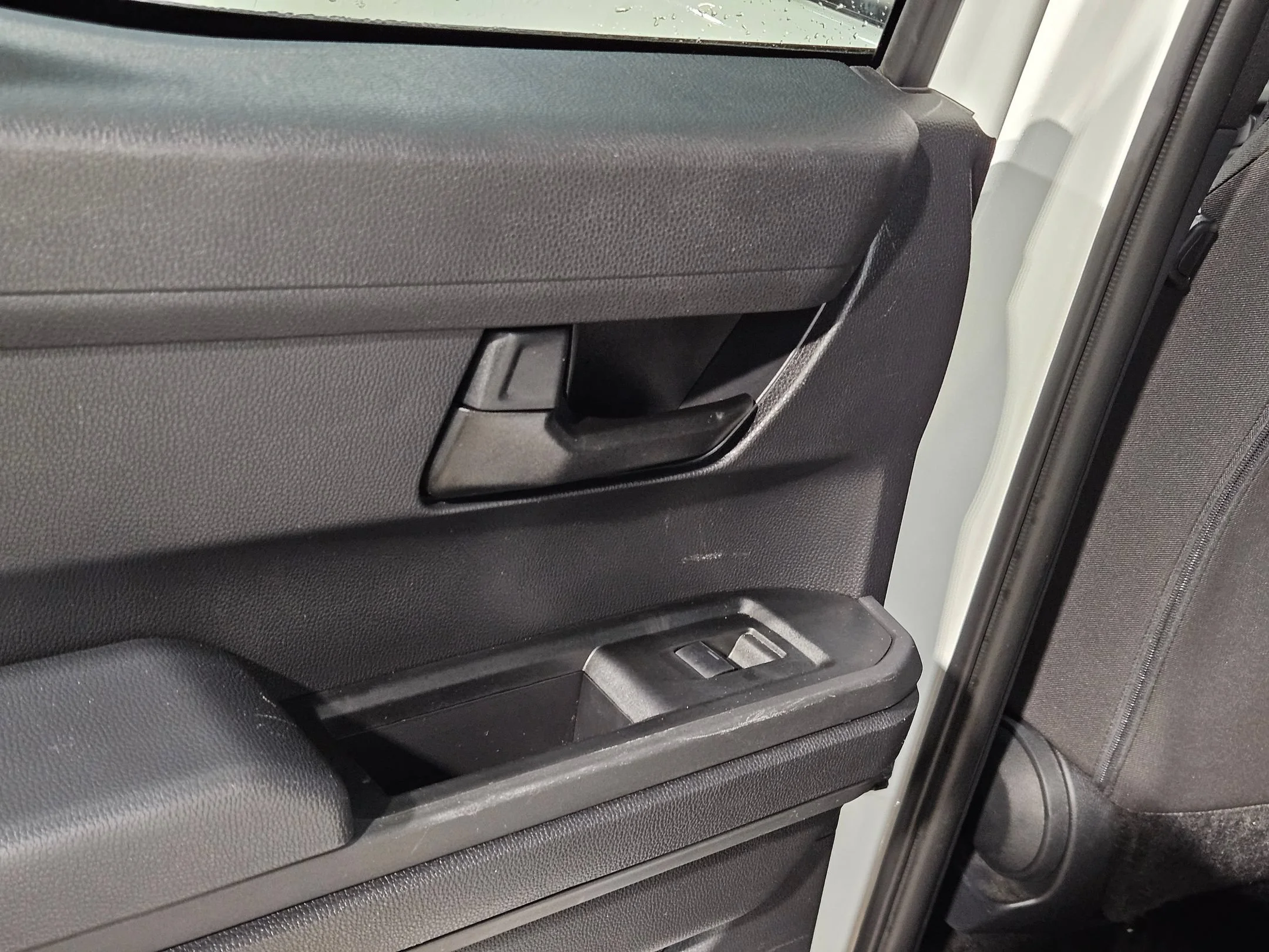 Used 2025 Ice Cap Toyota SR5 image 34