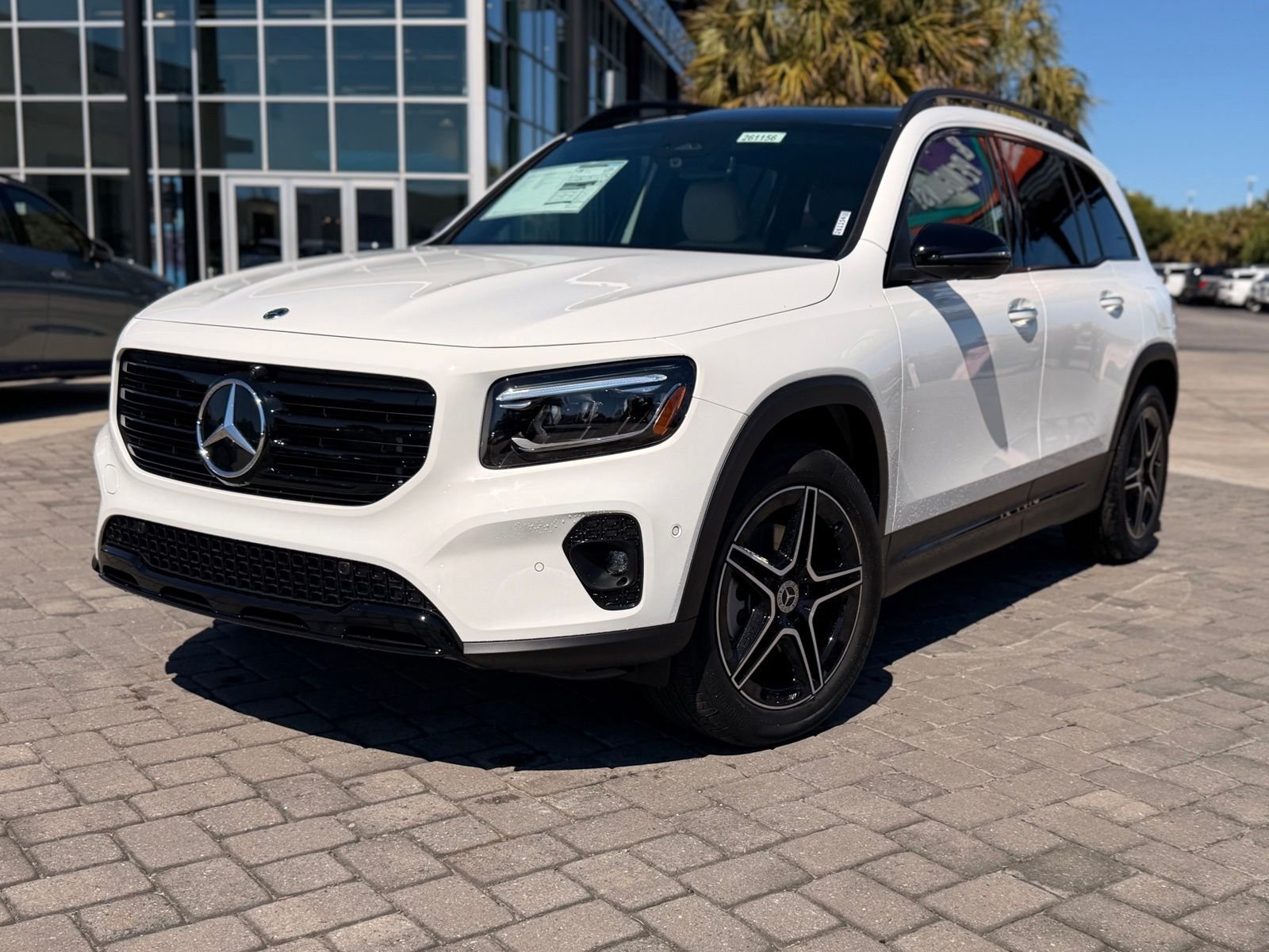 2026 Mercedes-Benz GLB GLB 250's photo