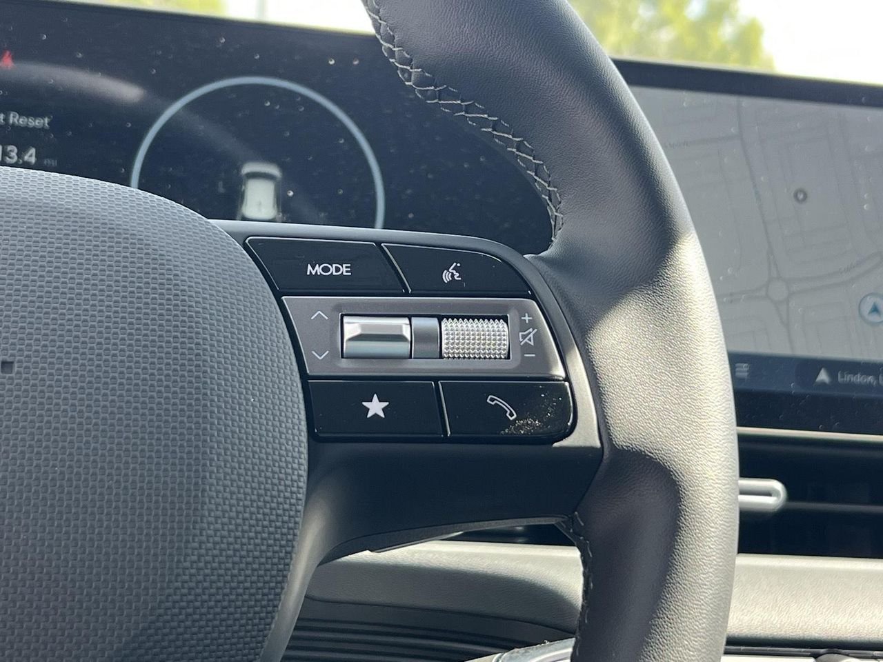 New 2027 Abyss Black Hyundai SEL image 28