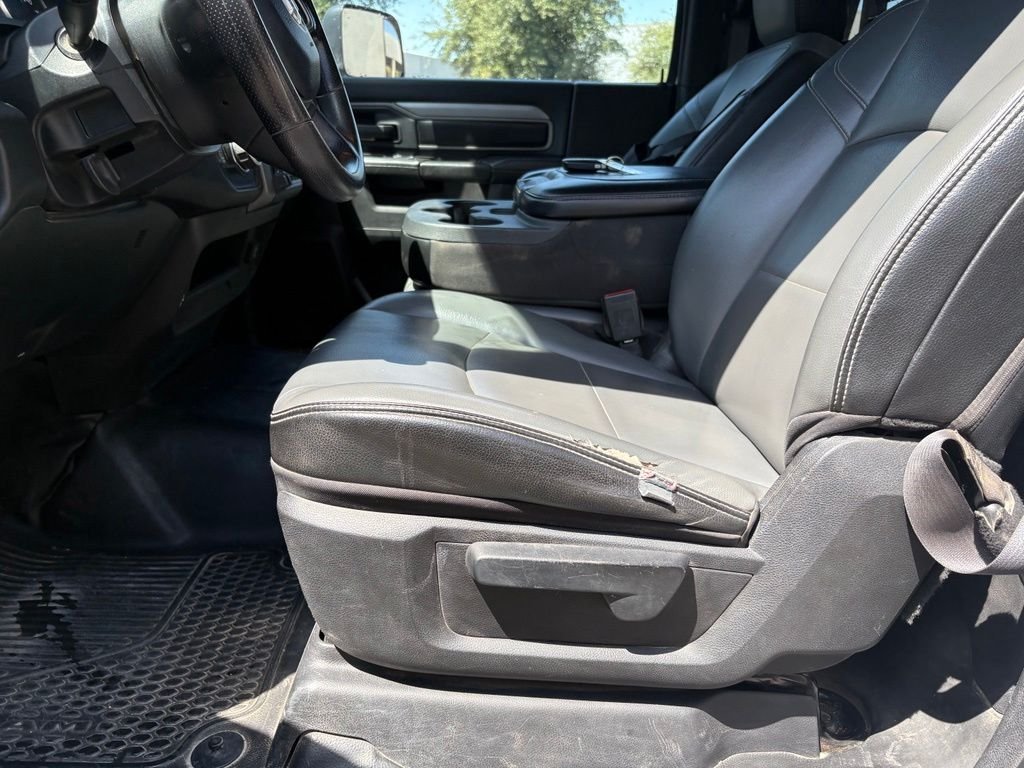 Used 2022 White Ram Tradesman image 9