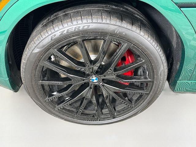 New 2027 Green Metallic BMW M60i image 32