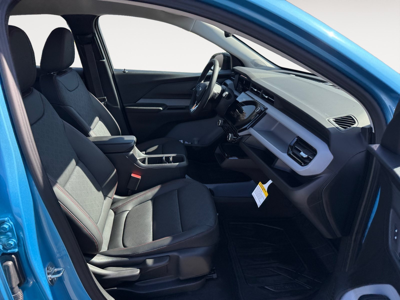 2027 Chevrolet Bolt RS - Photo 19