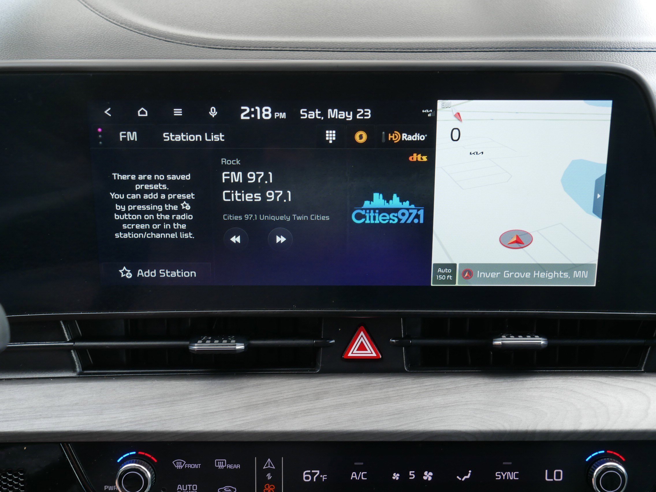 Used 2024 Wolf Gray Kia X-Line image 22