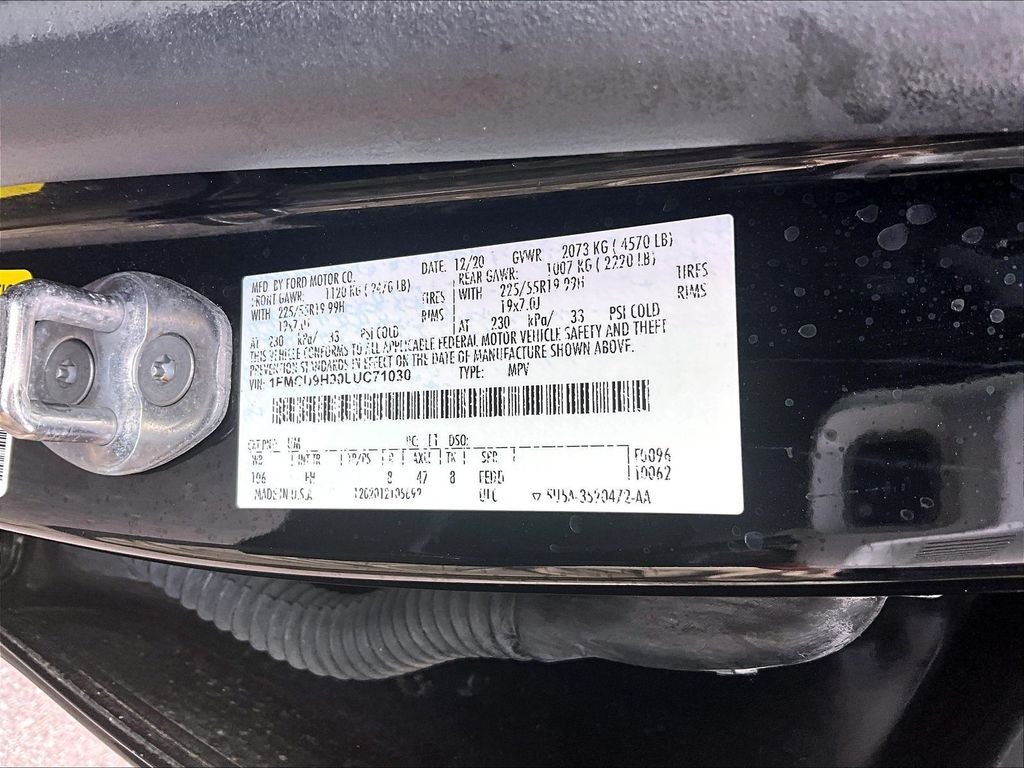 Used 2020 Black Ford SEL image 36