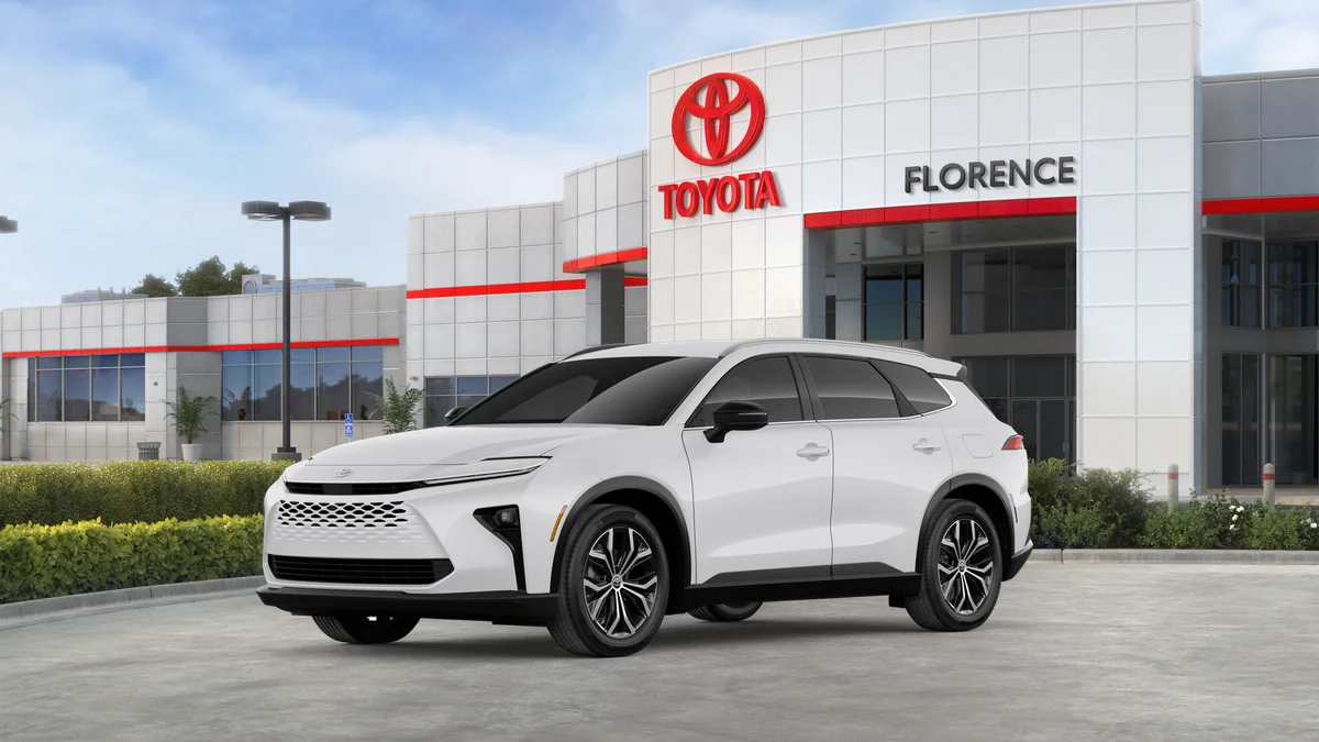 New 2026 Oxygen White Toyota XLE image 34