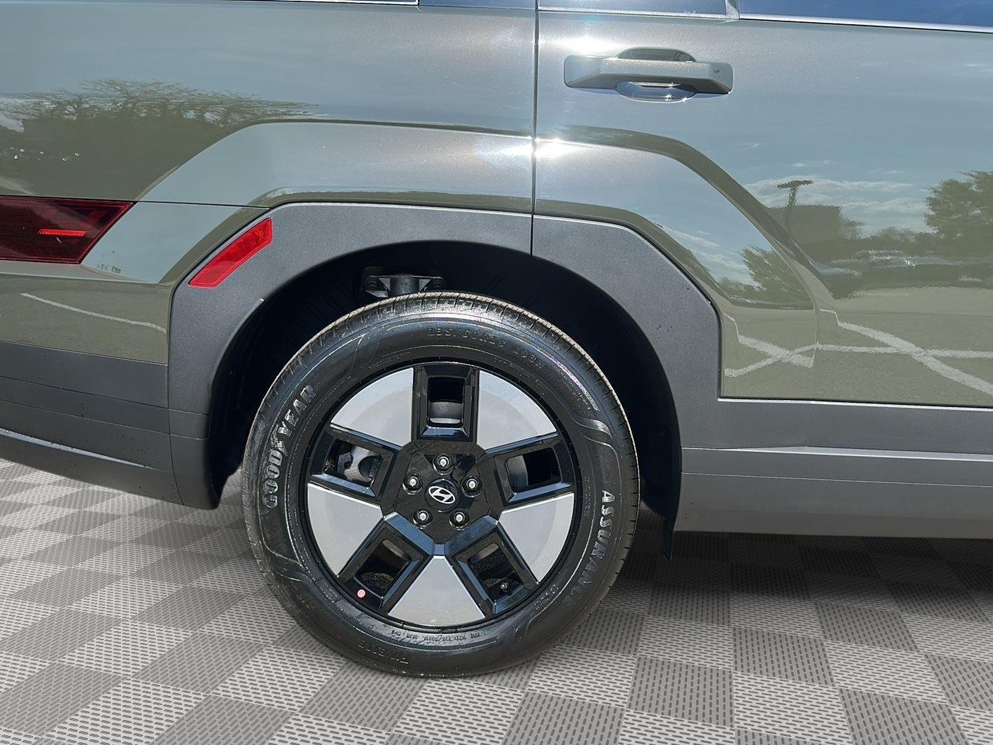 New 2026 Rockwood Green Hyundai SEL image 12