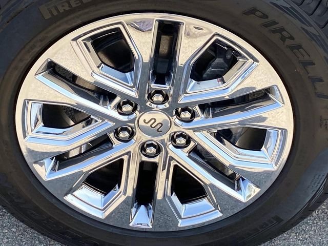 Used 2025 White Ford King Ranch image 35
