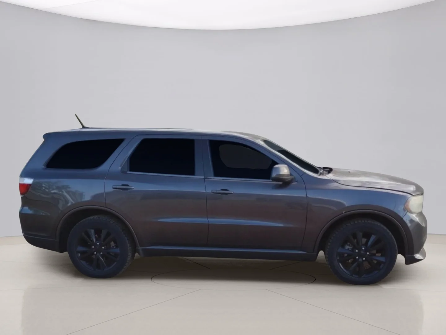 Used 2013 Gray Dodge SXT image 6
