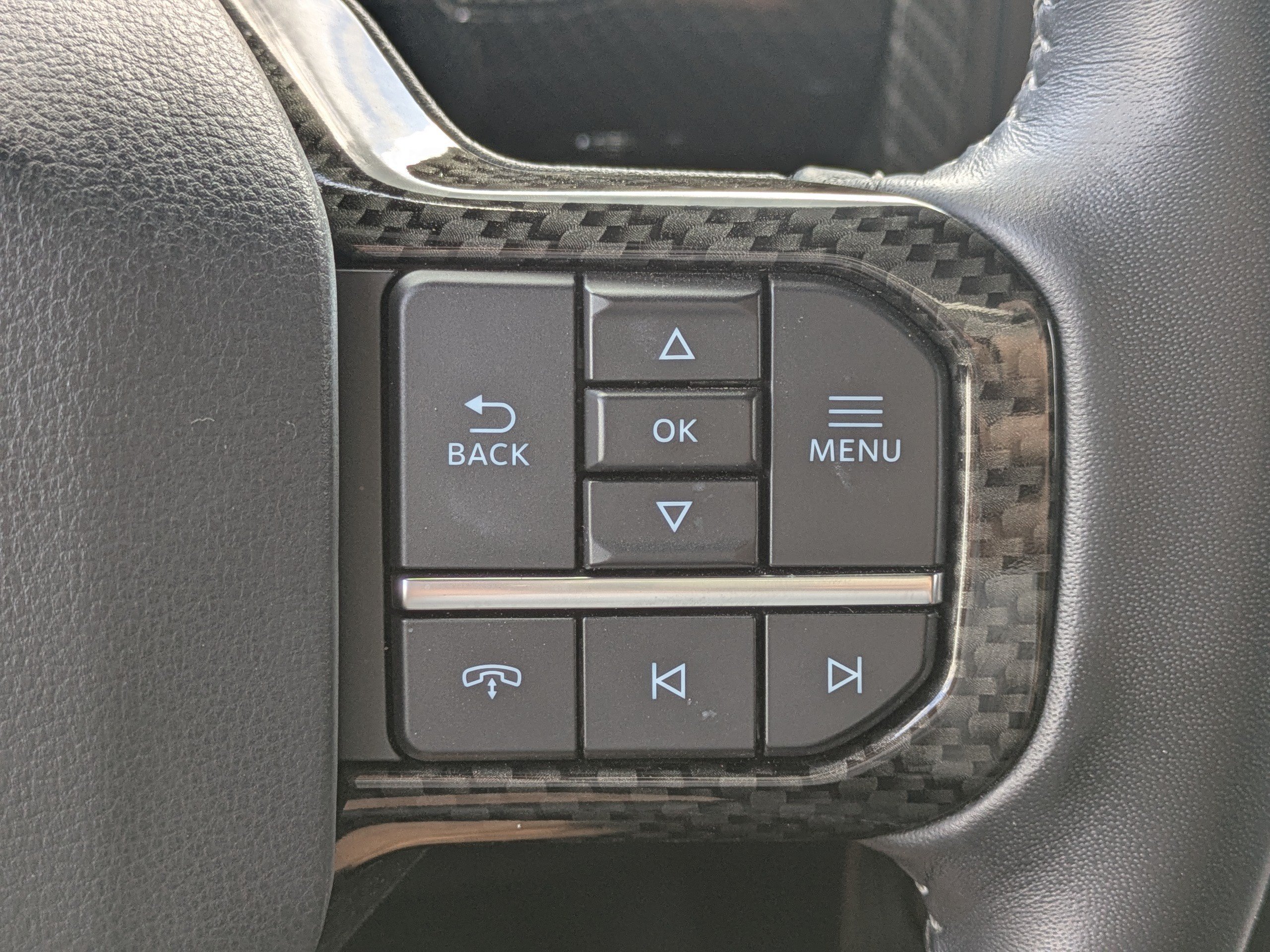 Used 2021  Ford LARIAT image 23