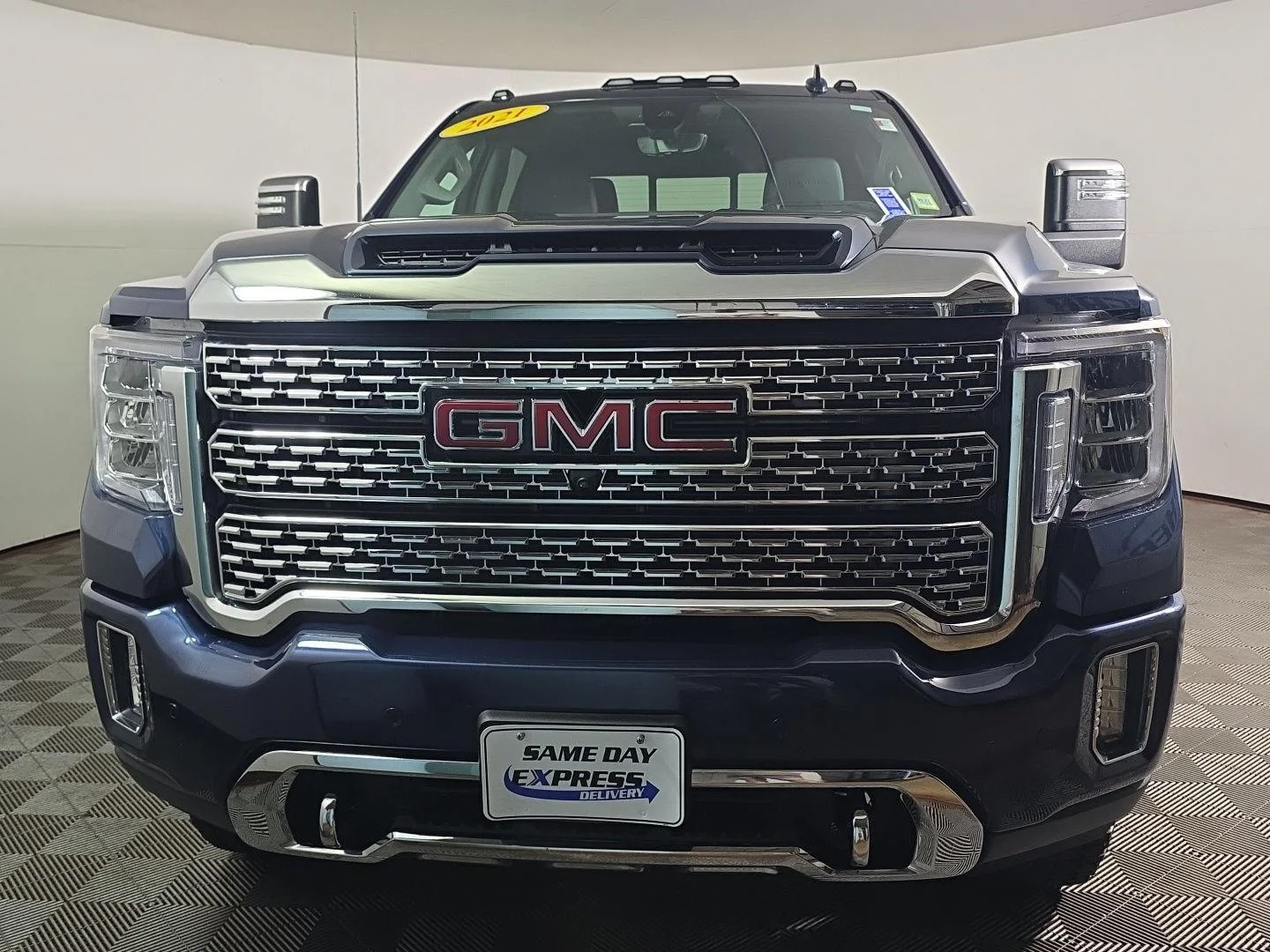 Used 2021 Pacific Blue Metallic GMC Denali image 7