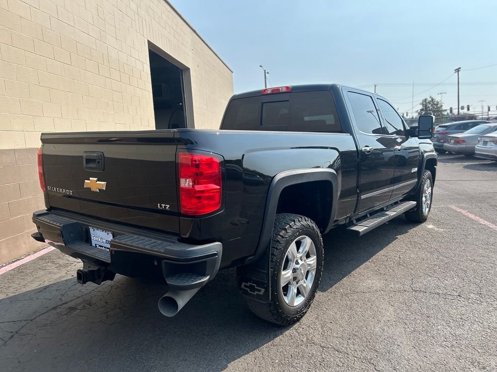 Used 2017 Black Chevrolet LTZ image 5