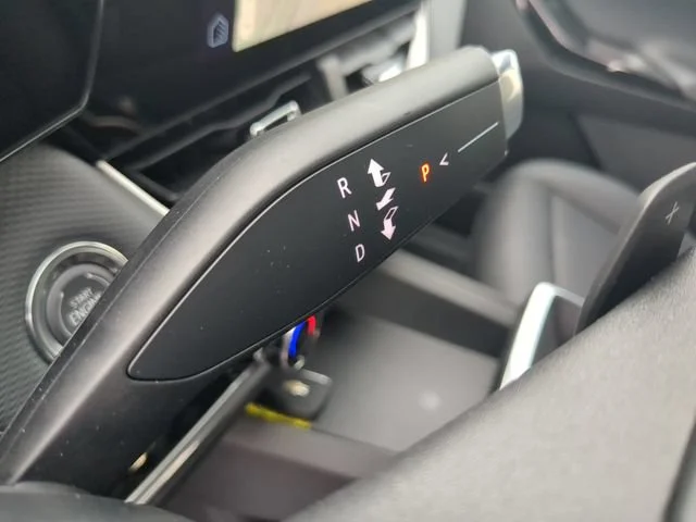 New 2027 Mosaic Black Metallic Chevrolet LT image 26