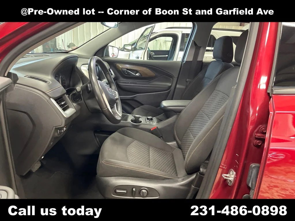Used 2020 Red GMC SLE image 14