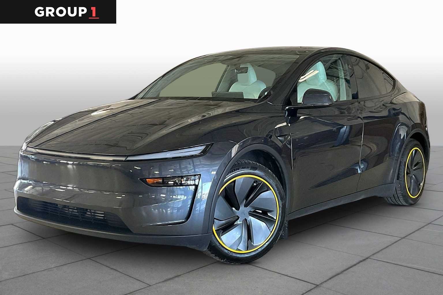 2026 Tesla Model Y's photo