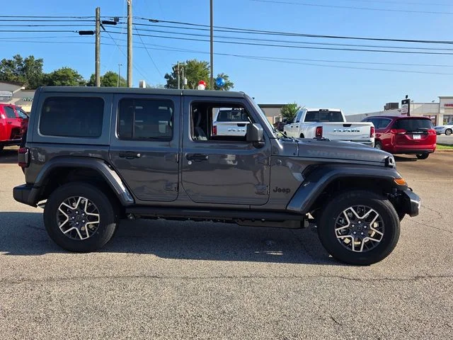New 2026 Granite Crystal Metallic Clear-Coat Exterior Paint Jeep Sahara image 14