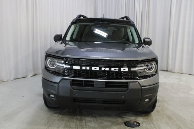 New 2026 Carbonized Gray Metallic Ford Outer Banks image 36