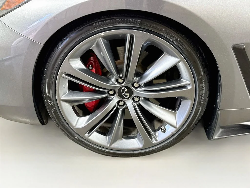 Used 2017 Gray INFINITI Red Sport 400 image 37