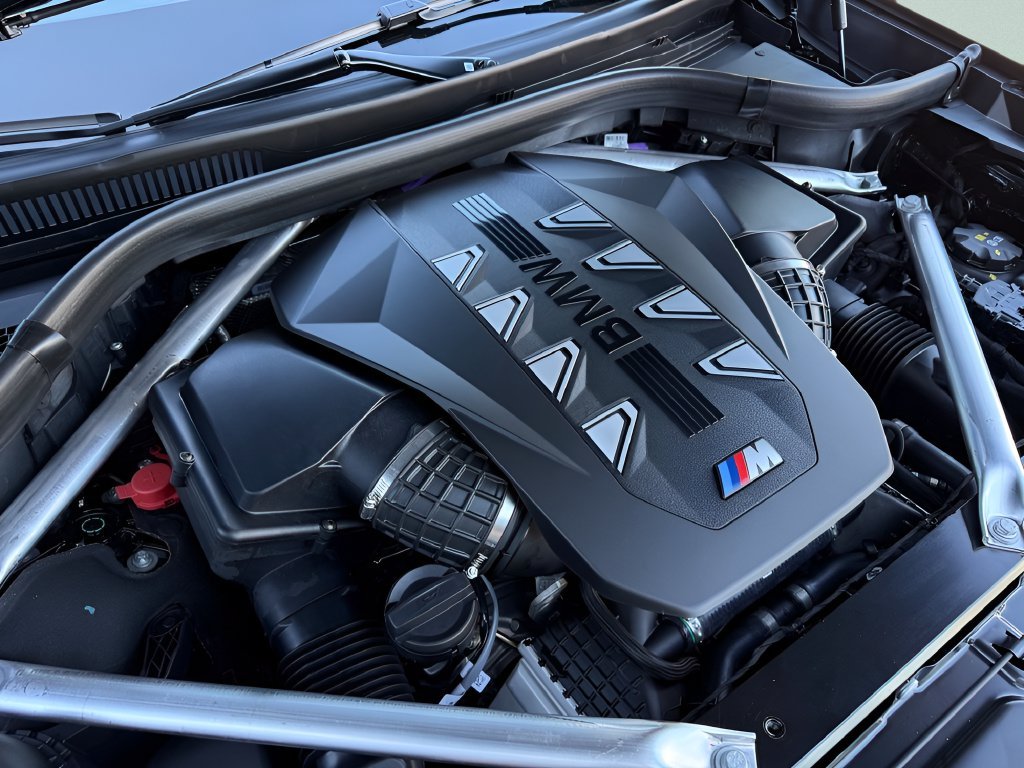 New 2027 Black Sapphire Metallic BMW M60i image 26