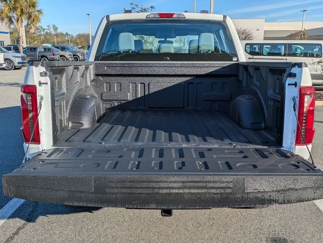 New 2026 Oxford White Ford XL image 13