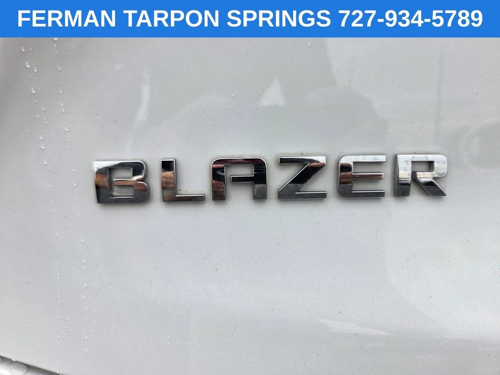 Used 2023 White Chevrolet LT image 18