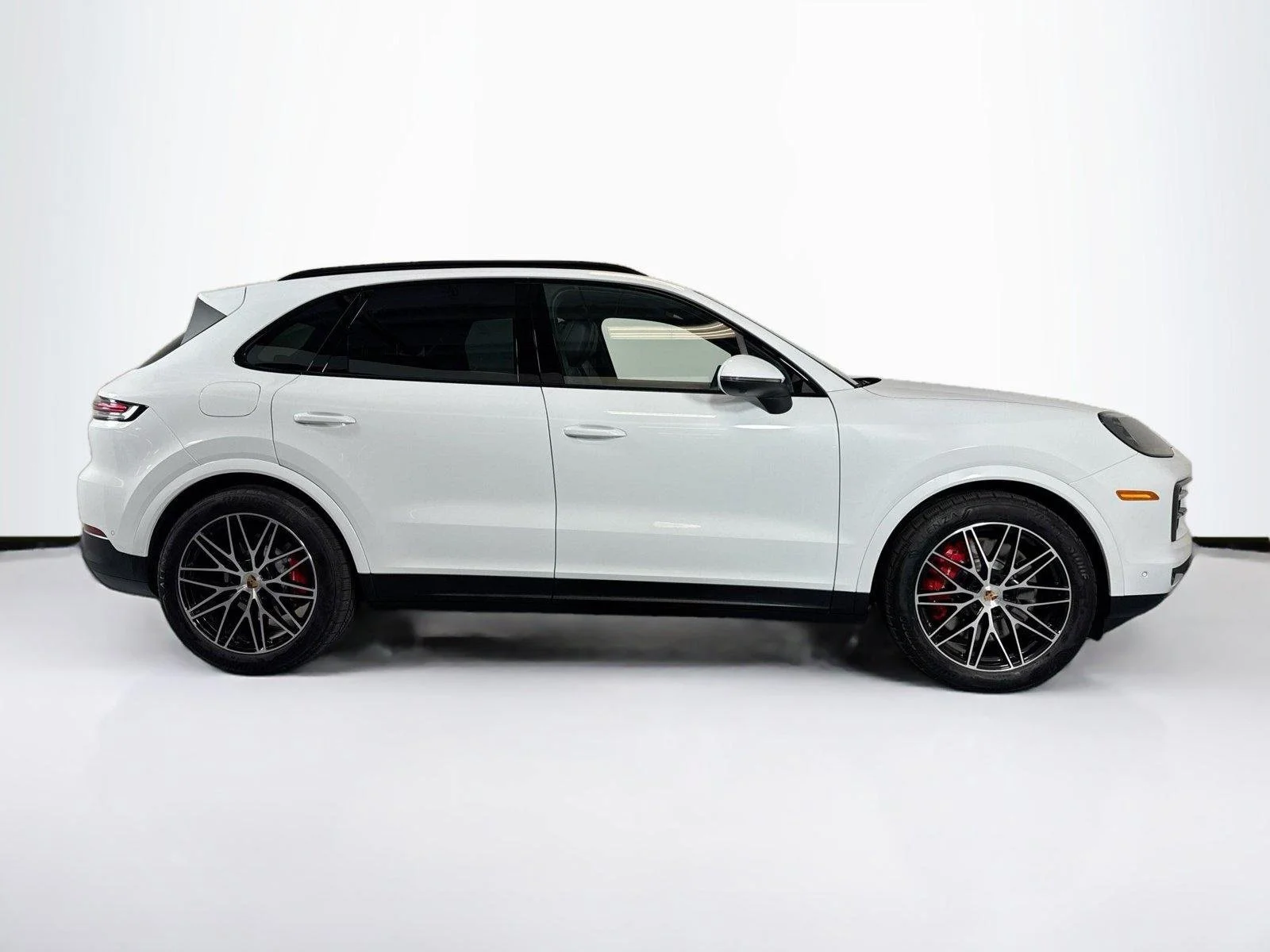 New 2025 Carrara White Metallic Porsche S image 8