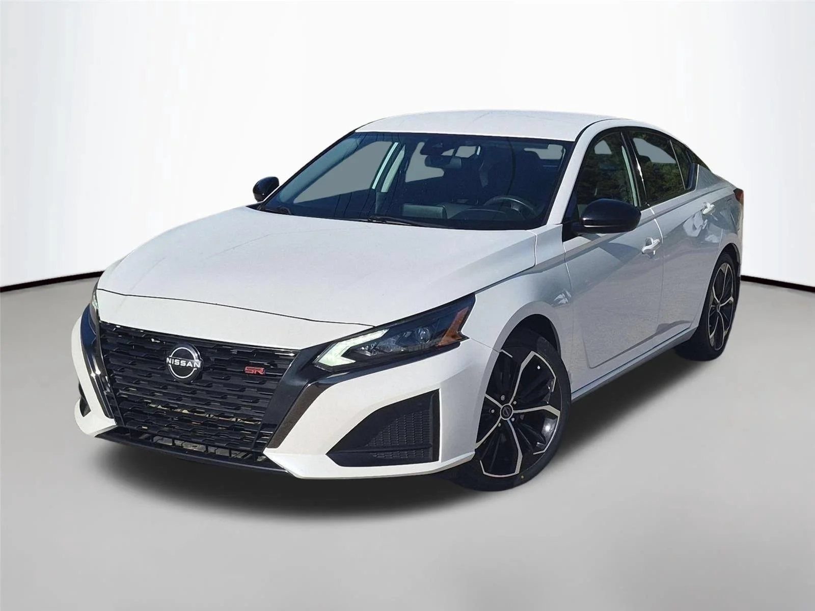 Used 2023 Pearl White Tricoat Nissan 2.5 SR image 1