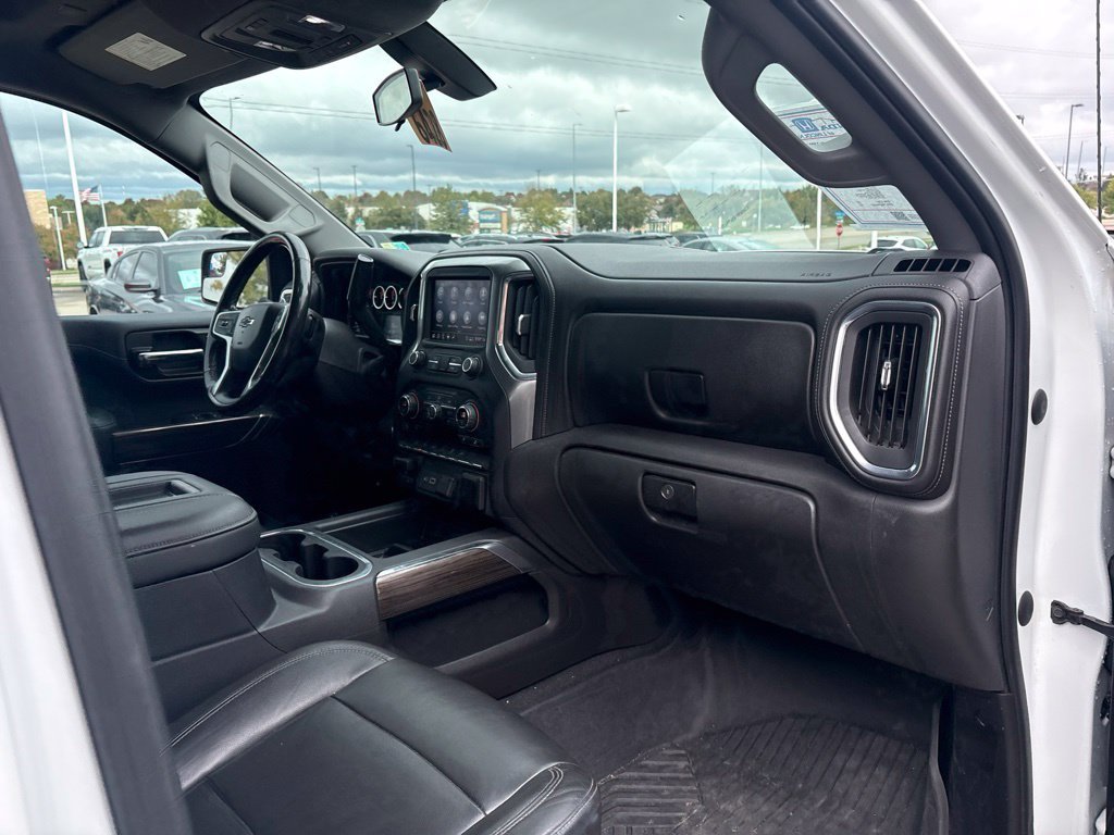 Used 2020 Summit White Chevrolet RST image 26