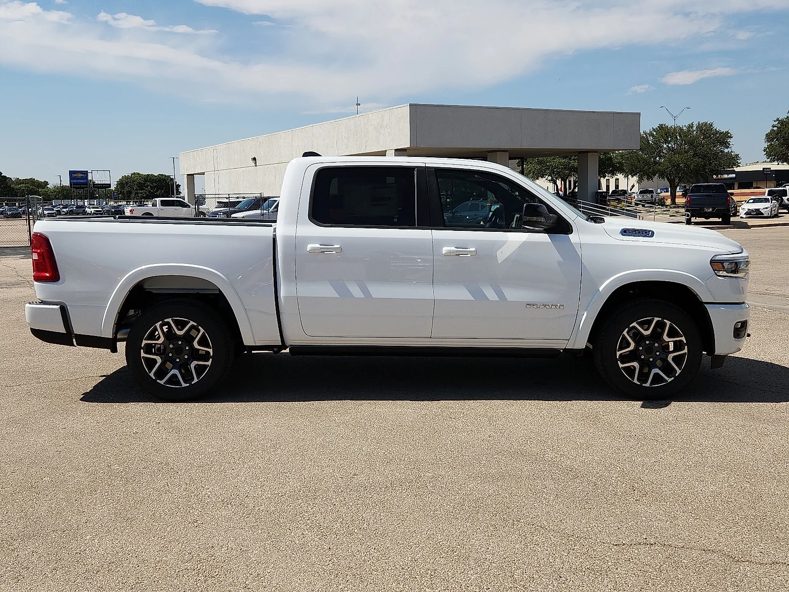 New 2026 Bright White Clear-Coat  Paint Ram LARAMIE CREW CAB 4X4 5