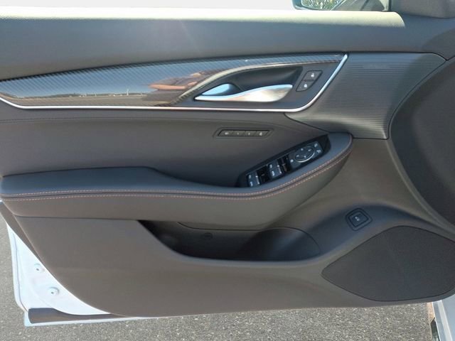 New 2026 Vibrant White Tricoat (Late Availability) Cadillac Sport image 12