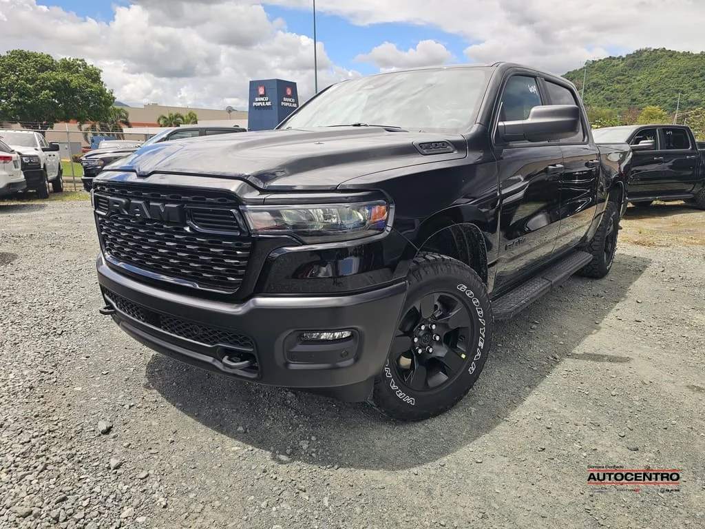 2026 RAM 1500 Warlock 4x4 Crew Cab 5'7's photo