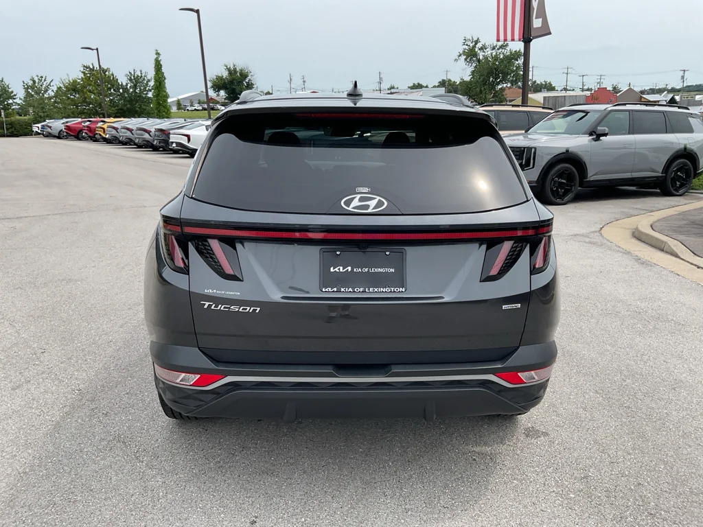 Used 2022 Portofino Gray Hyundai SEL image 8