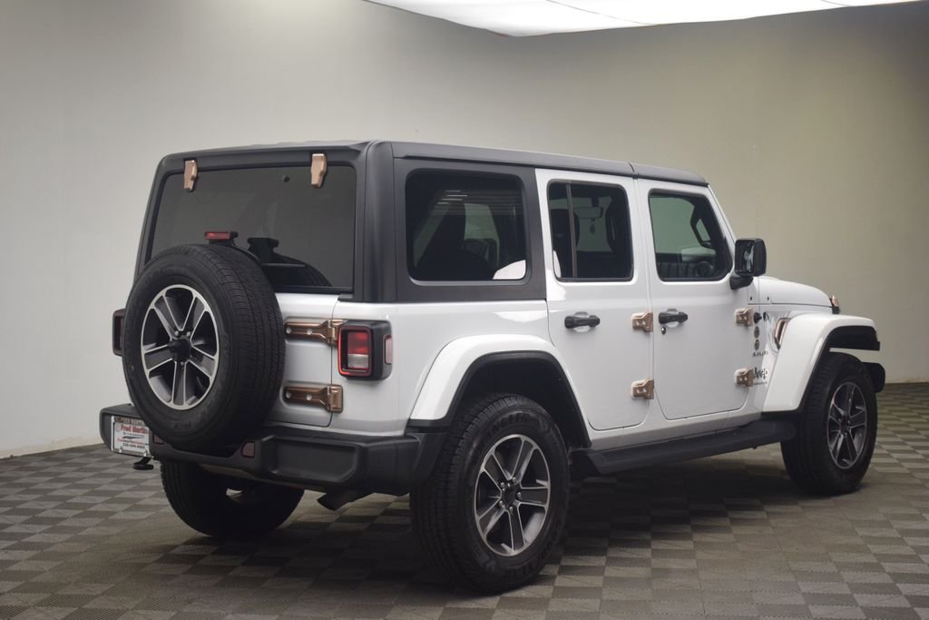 Used 2023 White Jeep Sahara image 5