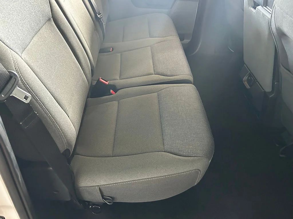 Used 2025 Oxford White Ford XLT image 37