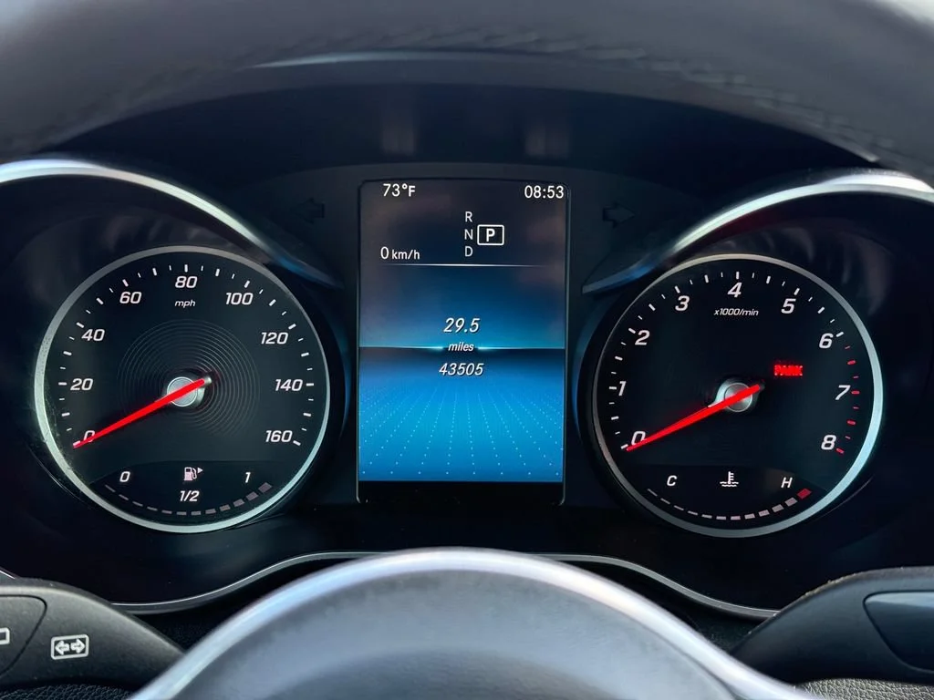 Used 2022 Black Mercedes-Benz GLC 300 image 10