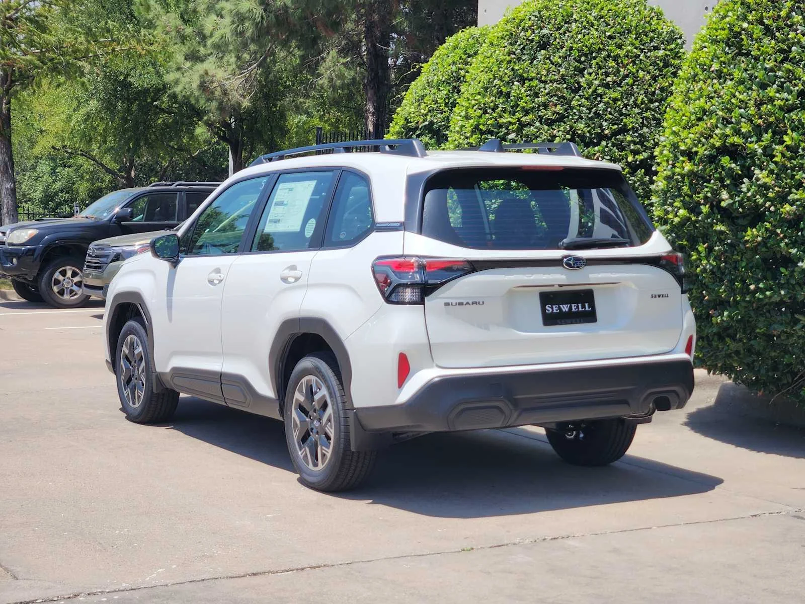 New 2026 CRYSTAL WHITE PEARL Subaru Standard Model image 4