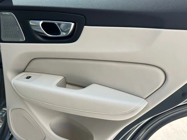 2026 Volvo XC60 Ultra - Photo 29