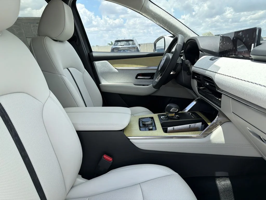 New 2026 Rhodium White Premium Mazda 3.3 Turbo S Premium Plus AWD image 10