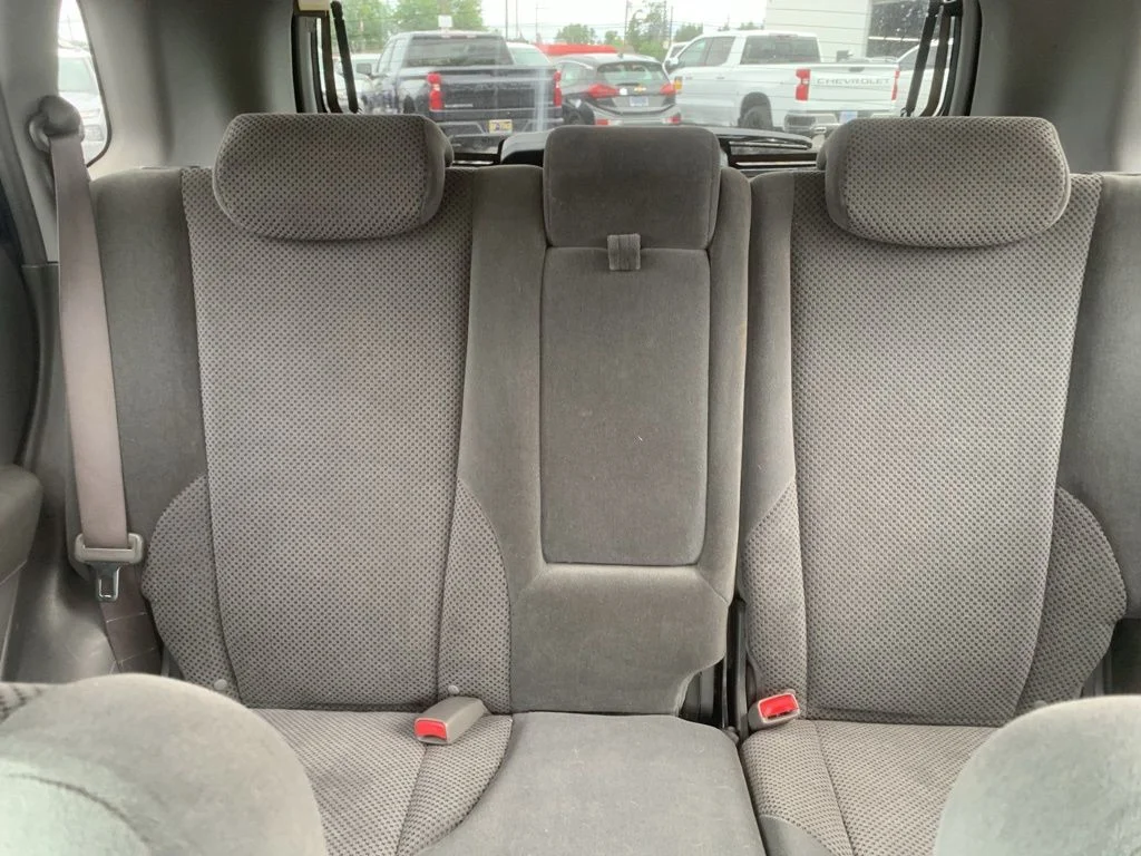 Used 2006 Nautical Blue/Cool Gray Cladding Hyundai GLS image 17
