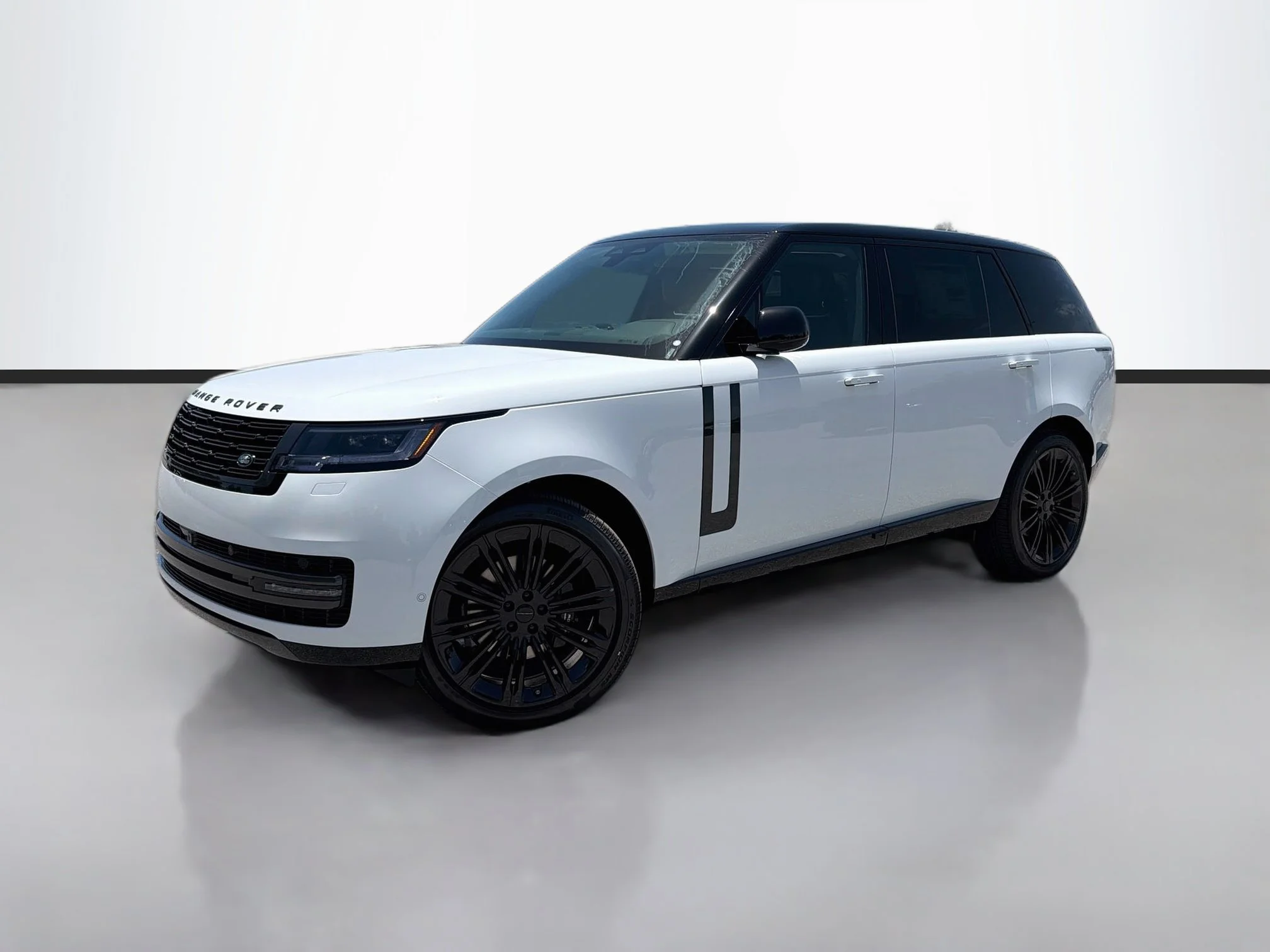 New 2026 Fuji White Land Rover SE image 1