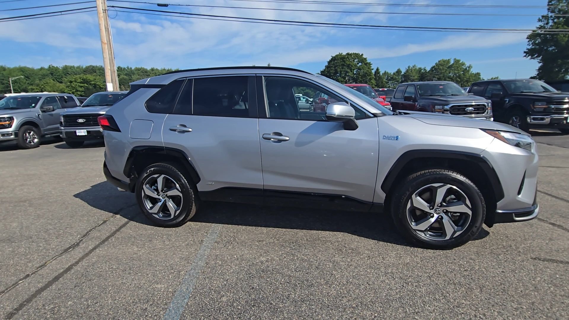 Certified Used 2024 Silver Toyota SE image 21