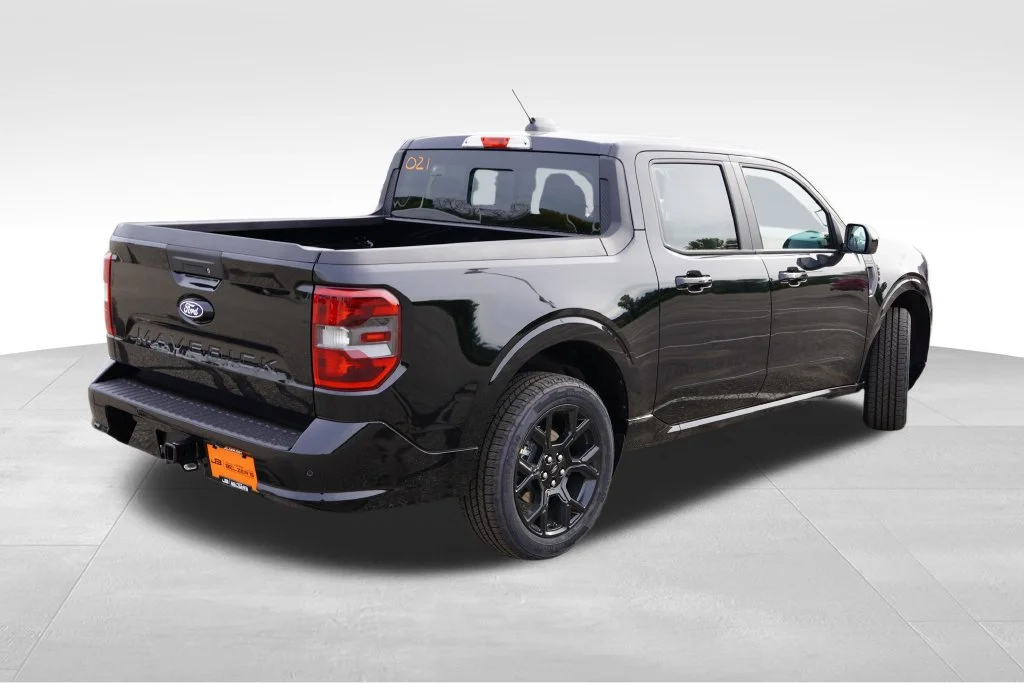 New 2026 Shadow Black Ford Lobo Standard image 3