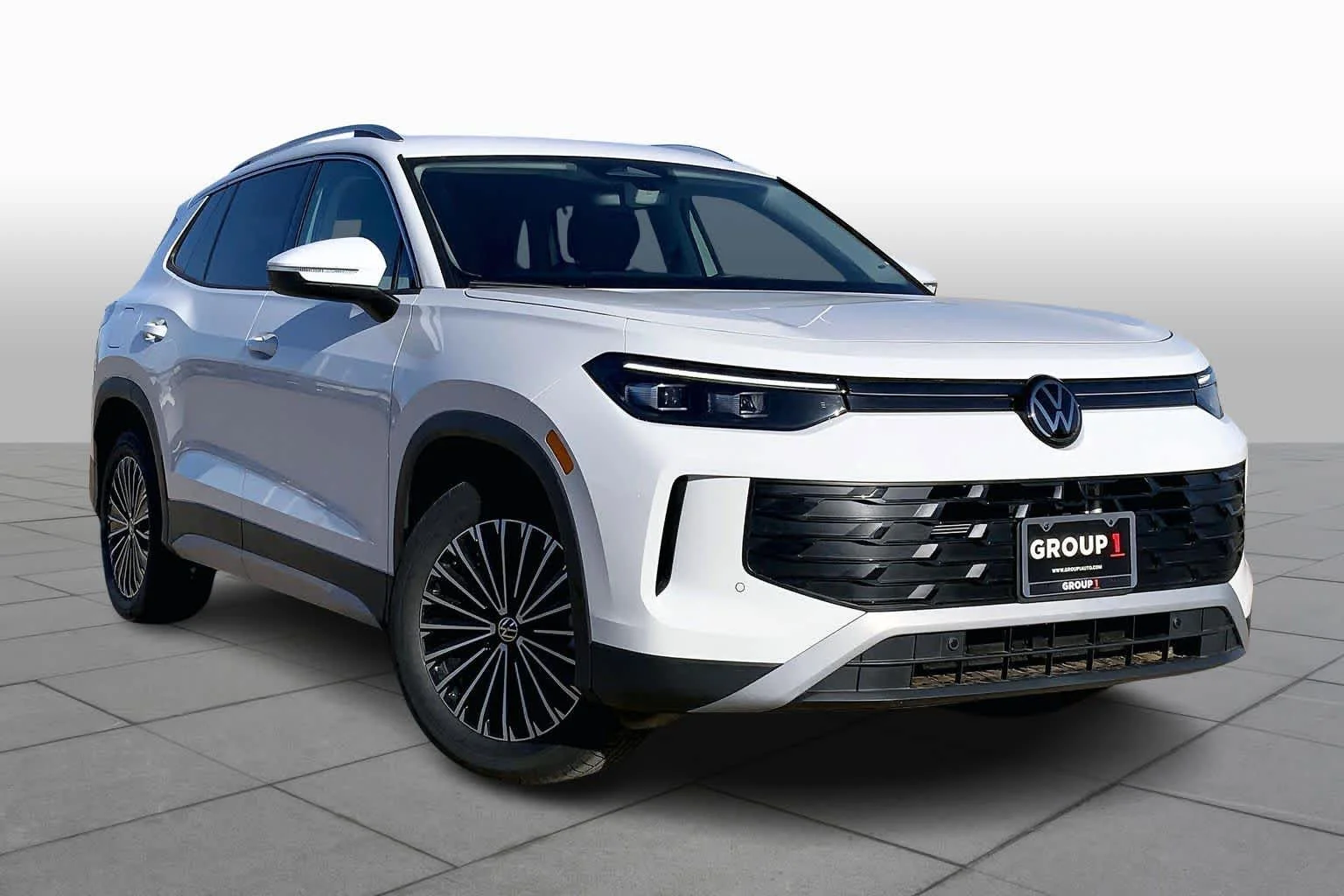New 2026 Pure White Volkswagen S image 2