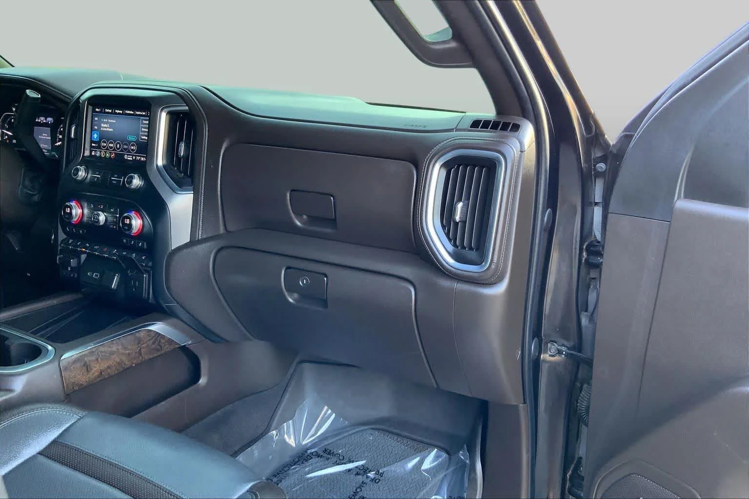 Used 2021 Ebony Twilight Metallic GMC Denali image 16